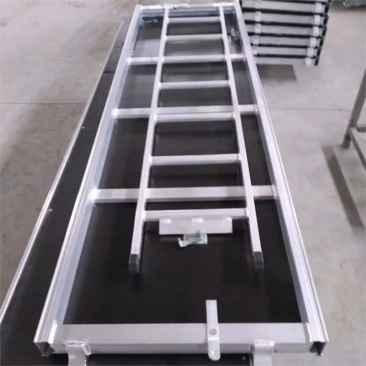 aluminum platform with deck